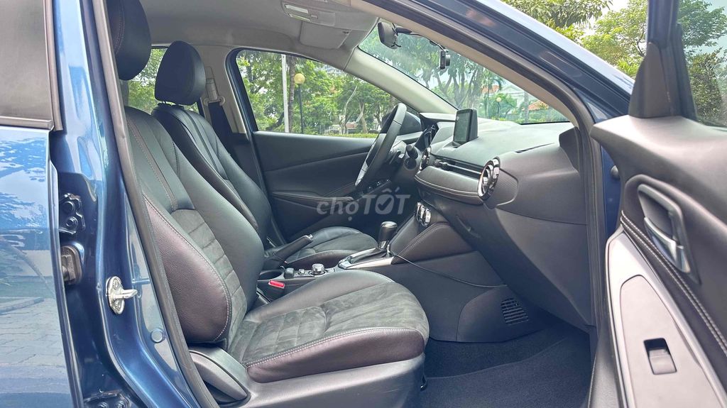Mazda 2 2019 Premium Sedan - nhập khẩu thái lan. Mua bán Ô tô tại Huyện Nhà Bè Tp Hồ Chí Minh được đăng bởi Hung hình 11