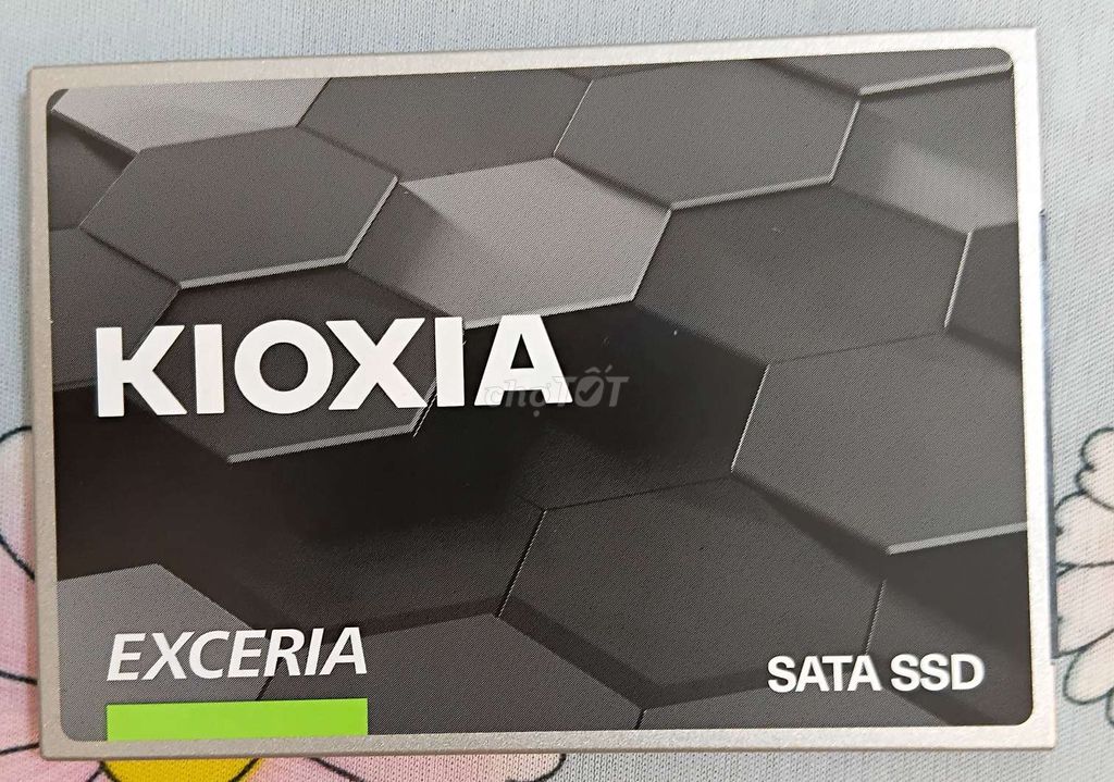 Ổ cứng SSD Kioxia EXCERIA SATA 960GB. Mua bán Linh kiện (RAM, Card...) tại Thị xã Phú Mỹ Bà Rịa - Vũng Tàu được đăng bởi nhân hình 1