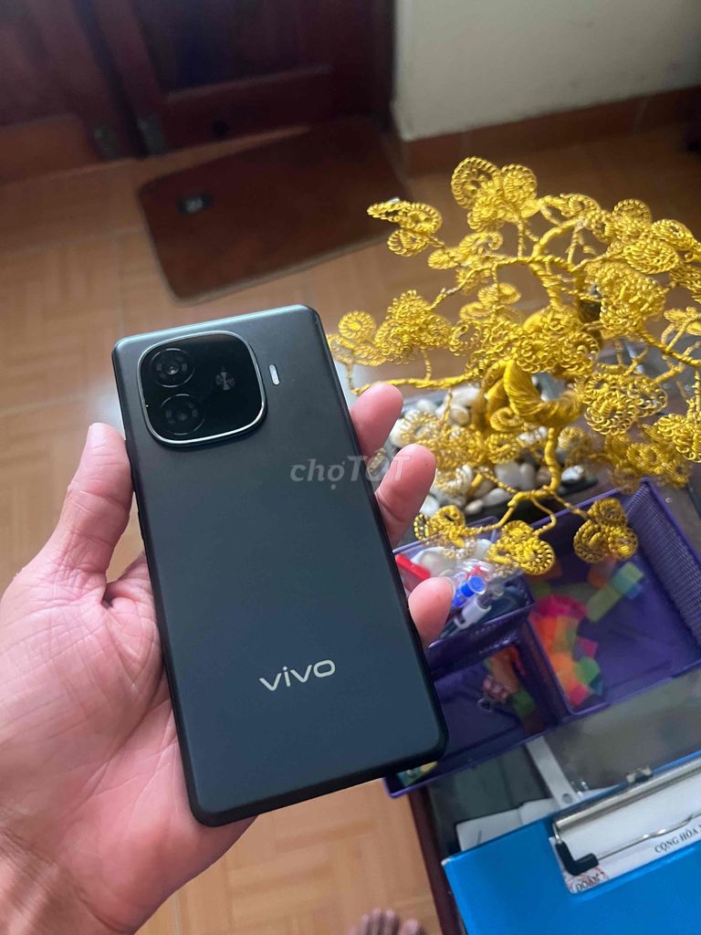 e muốn bán vivo Y200 GT ram 12/256 zin chuẩn. Mua bán Điện thoại tại Thành phố Thủ Dầu Một Bình Dương được đăng bởi Hoàng hải hình 1