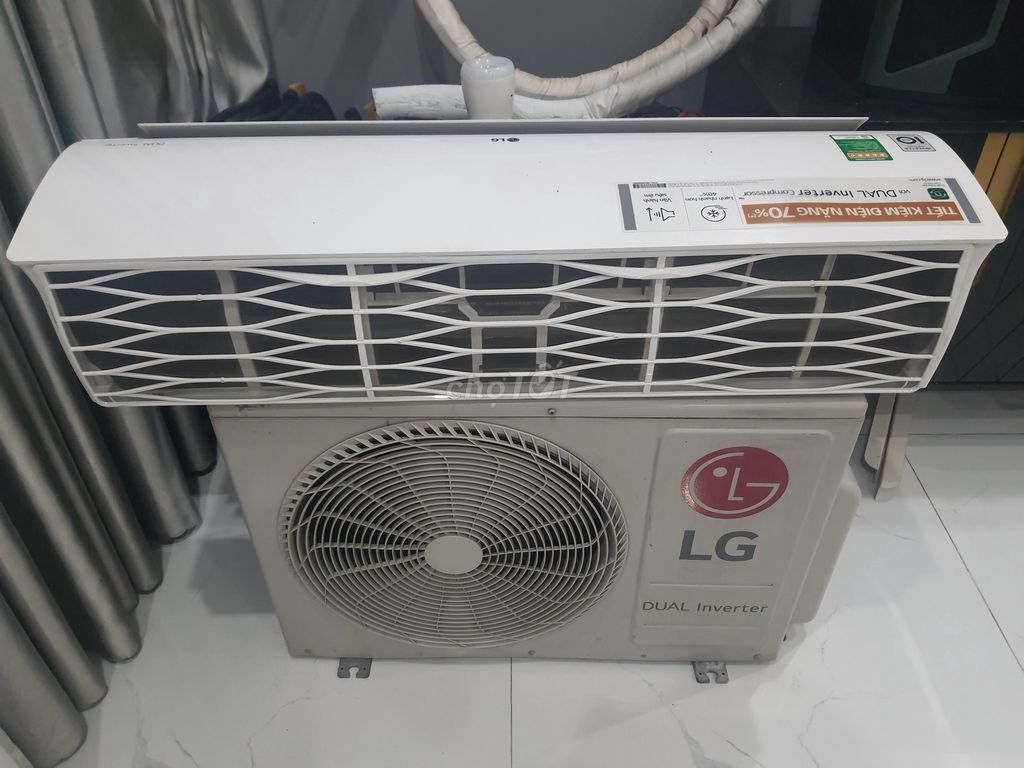 Máy lạnh LG invester 2HP, model V18EFN