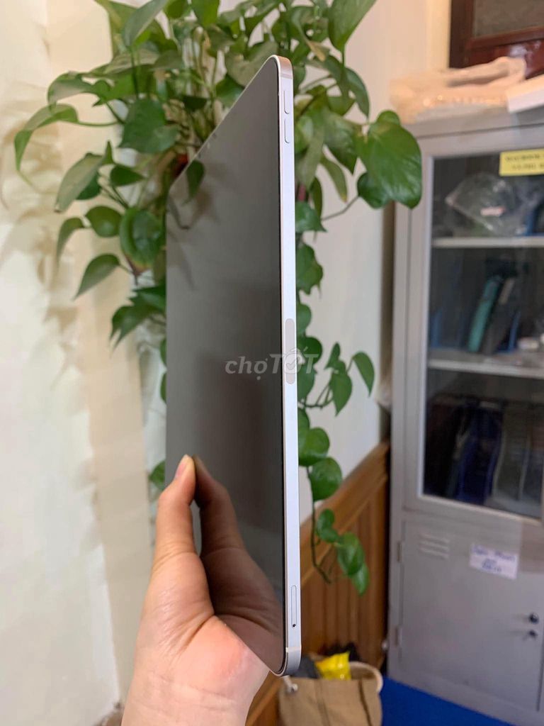 IPAD Air 5, chip M1 khủng ram 8GB, mới mua topzone