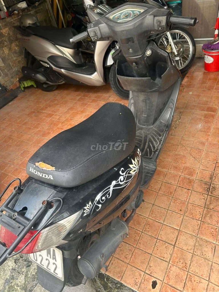 xe tay ga 50 máy êm. Mua bán Xe máy tại Quận 5 Tp Hồ Chí Minh được đăng bởi Lê Khôi hình 2