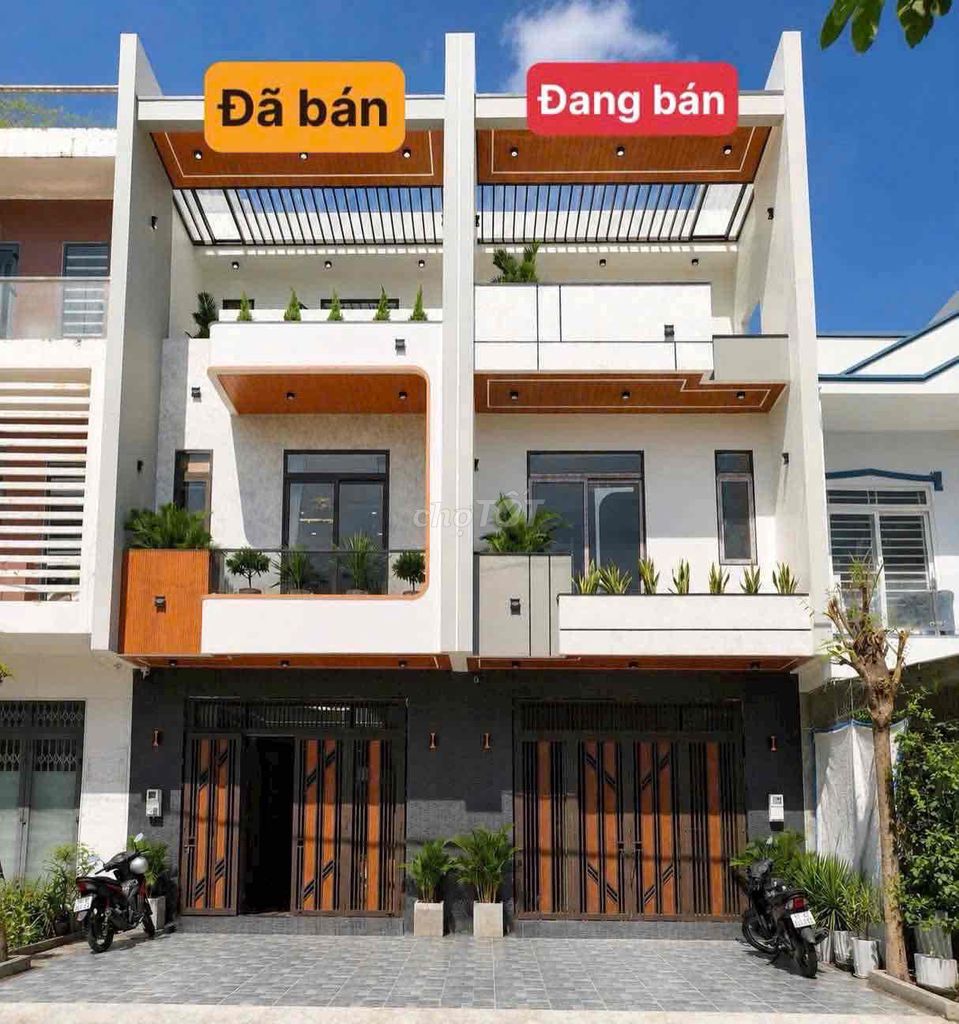 BÁN NHÀ 2 LẦU 4 PHÒNG NGỦ ĐƯỜNG D15 KDC HỒNG LOAN