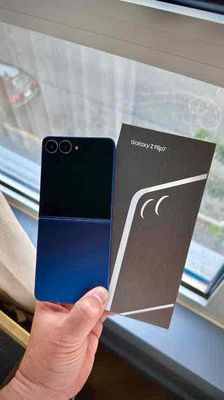 Samsung Zflip 7 mới 100% 256GB. Mua bán Điện thoại tại Quận Cầu Giấy Hà Nội được đăng bởi Văn Hà