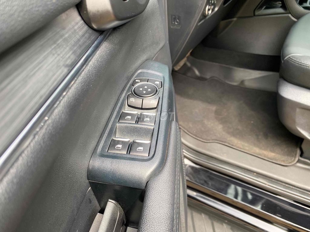 Ford Everest 2023 Sport 2.0L 4x2 AT - 30000 km. Mua bán Ô tô tại Thành phố Buôn Ma Thuột Đắk Lắk được đăng bởi Trọng Anh hình 12