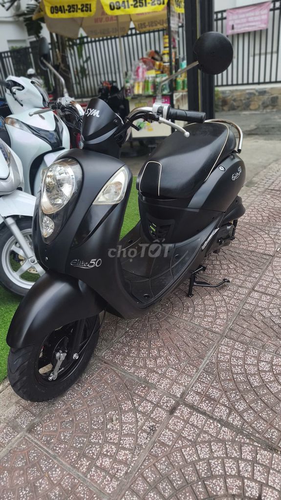 Скутер SYM Elite 50cc 2019, госномер 36AA-66660
