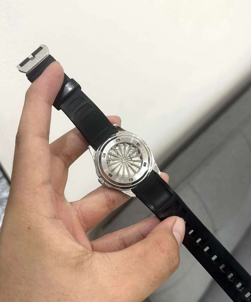 Đồng hồ Carnival 8113G Nam. Mua bán Đồng hồ tại Thành phố Bến Tre Bến Tre được đăng bởi Ưuang hình 1