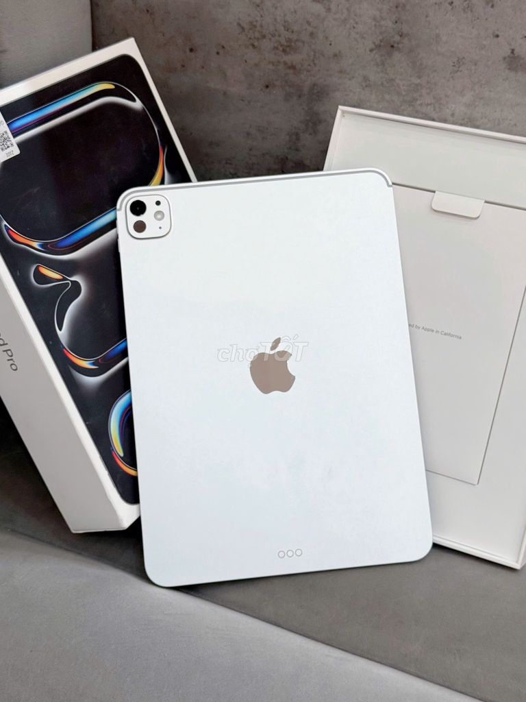 iPad Pro M5 Silver 256GB Keng Đẹp Còn BH Dài. Mua bán Máy tính bảng tại Quận Thanh Khê Đà Nẵng được đăng bởi Thiện Lê TShop 16 Lê Đình Lý hình 1