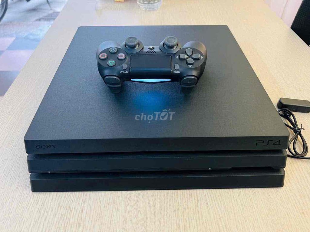 Máy chơi game Sony PS4 Pro 72188 Đen. Mua bán Thiết bị chơi game tại Quận Lê Chân Hải Phòng được đăng bởi Nguyễn Long Khánh hình 1