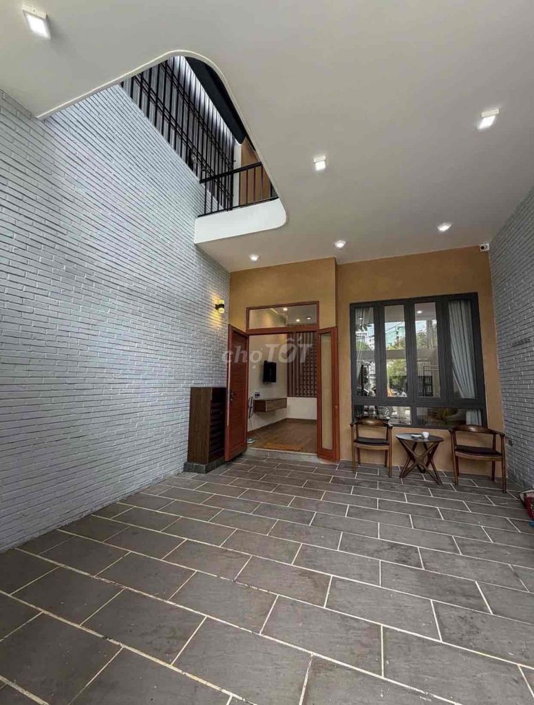 Rent · 5 bd · 90 м² · Quận Tân Bình, ул. Đường Nguyễn Hồng Đào