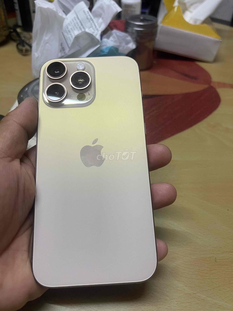 Apple iPhone 16 Pro Max 256GB Vàng. Mua bán Điện thoại tại Quận Bình Thạnh Tp Hồ Chí Minh được đăng bởi Hoang Huy hình 1