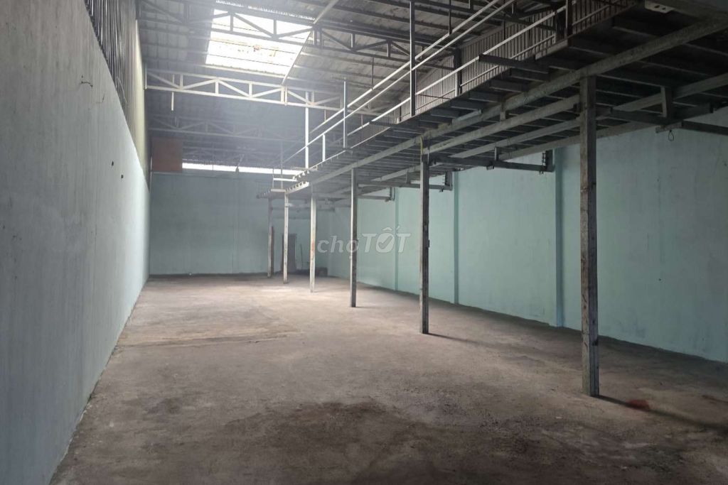 KHO,XƯỞNG 400M² GIÁ 25TR/T ĐPEJ Y NHƯ HÌNH, Đ LÊ TRỌNG TẤN