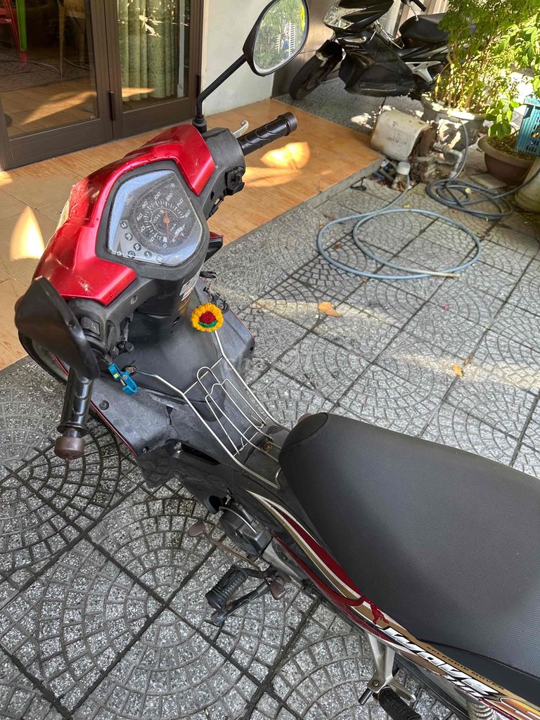 có chiếc xe wawes cần bán. Mua bán Xe máy tại Quận Sơn Trà Đà Nẵng được đăng bởi minh quý hình 4