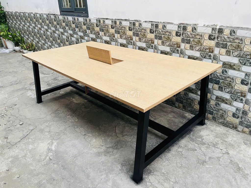 Bàn làm việc cụm 1m2x2m3 1tr3