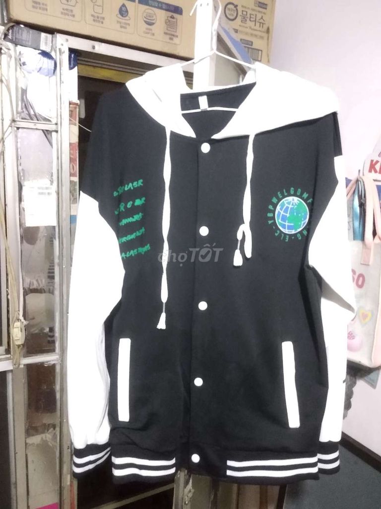👥 Áo Hoodie Bóng chày ELC-YBP còn khá đẹp, sip xa. Mua bán Đồ thể thao, Dã ngoại tại Quận Ninh Kiều Cần Thơ được đăng bởi Shop Tứ Quí hình 1