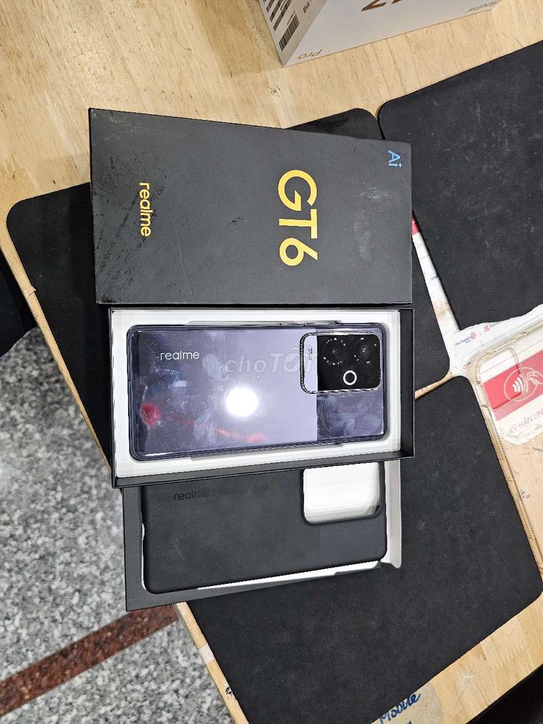 REALME GT 6 TÍM 12G/256 QUỐC TẾ ZIN ĐẸP 98% KHỎE. Mua bán Điện thoại tại Quận Tân Phú Tp Hồ Chí Minh được đăng bởi Ngô Minh Mobile  hình 1