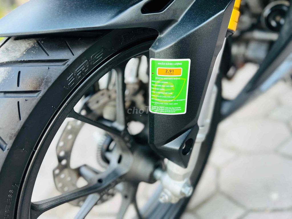 Honda CBR 150 abs đời mới.chính chủ đập thùng pkl. Mua bán Xe máy tại Quận Cầu Giấy Hà Nội được đăng bởi Tong motor xe may hình 2