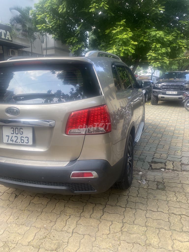 Bán xe kia sorento 2.4 GATH bản new 2013 hót. Mua bán Ô tô tại Quận Hoàng Mai Hà Nội được đăng bởi Tên chưa cung cấp hình 6