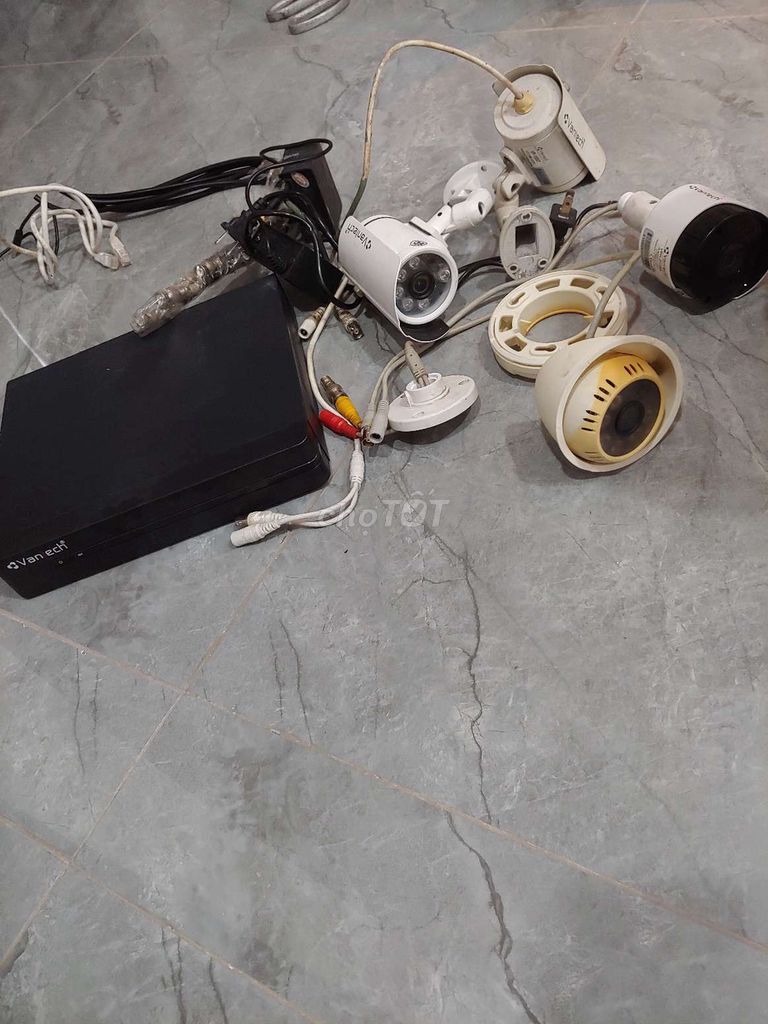 Camera an ninh Vantech Trắng, Đen. Mua bán Máy ảnh, Máy quay tại Quận Gò Vấp Tp Hồ Chí Minh được đăng bởi nhi hình 1