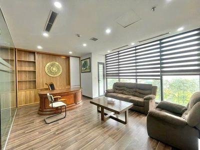 CHO THUÊ VĂN PHÒNG 120m2 SIỂU RẺ TẠI PHỐ DUY TÂN – CẦU GIẤY. Cho thuê văn phòng, mặt bằng kinh doanh tại Quận Cầu Giấy Hà Nội được đăng bởi Hà Khánh Huyền