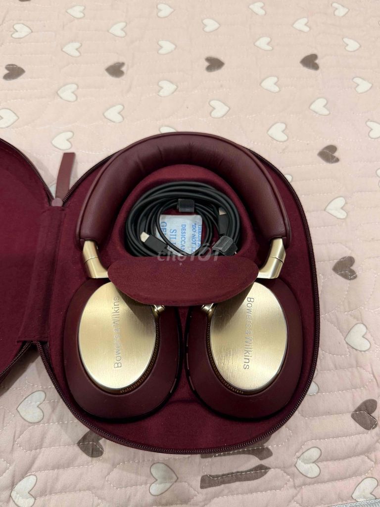 Tai nghe Bowers & Wilkins Px8 Vàng, Đỏ Rượu Vang. Mua bán Tivi, Âm thanh tại Huyện Gia Lâm Hà Nội được đăng bởi Cao Thắng hình 1