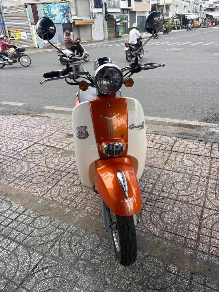 Xe ga 50cc Cam, Trắng 3.500 km Mới nguyên