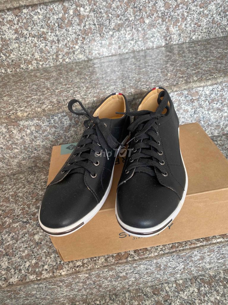 Đôi Giày Sperry Đen Size 42