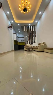 bán nhà ngõ rộng , thông hai đầu đường ô tô phố Tân Mai 35m x 5 tầng. Mua bán nhà ở tại Quận Hoàng Mai Hà Nội được đăng bởi Phan Thế hùng