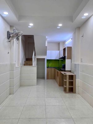 Аренда · 2 комн. · 21 м² · Quận 10, ул. Hẻm 266 Tô Hiến Thành