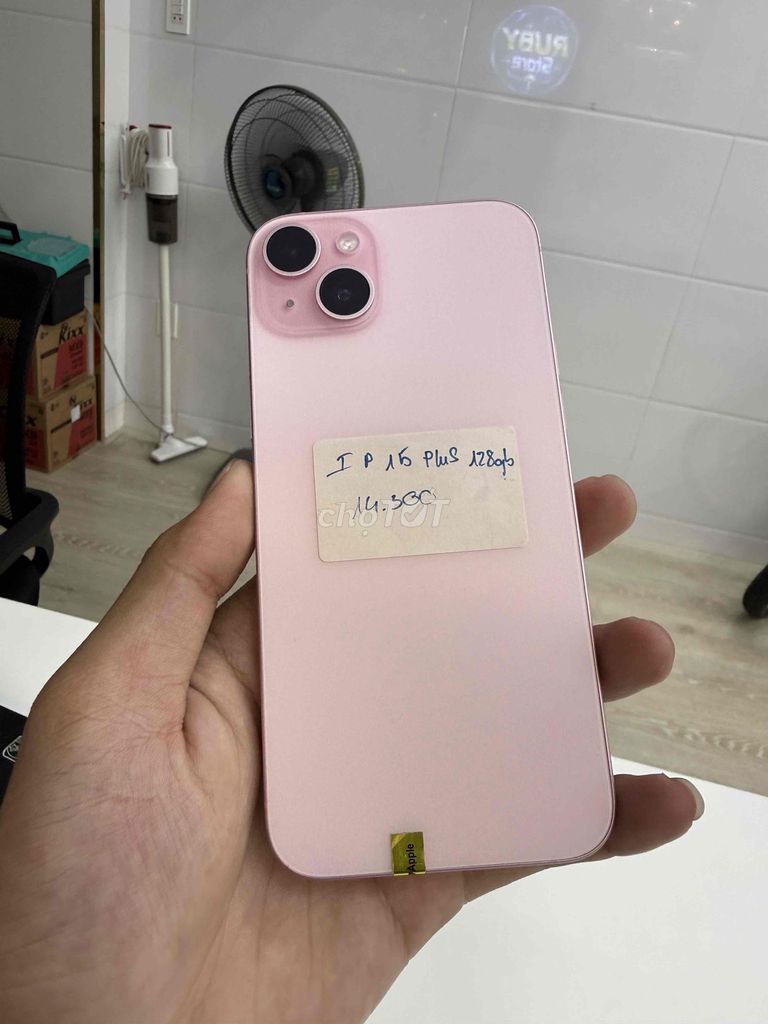 Apple iPhone 15 Plus 128GB Hồng. Mua bán Điện thoại tại Quận 4 Tp Hồ Chí Minh được đăng bởi Nguyễn Thị Minh hình 1
