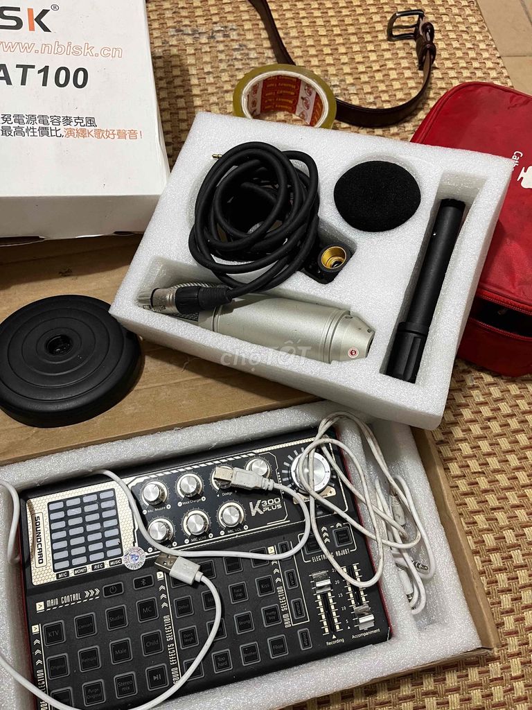 Micro thu âm ISK AT100 Bạc K300 Plus. Mua bán Tivi, Âm thanh tại Quận Nam Từ Liêm Hà Nội được đăng bởi Trần Văn Tùng hình 1