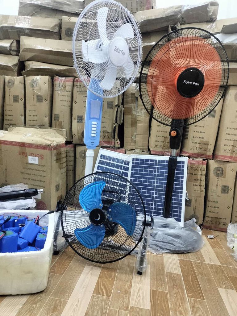 sale quạt tích điện nlmt. Mua bán Quạt tại Thị xã Tân Uyên Bình Dương được đăng bởi TỔNG KHO ĐIỆN MÁY GIÁ RẺ hình 1