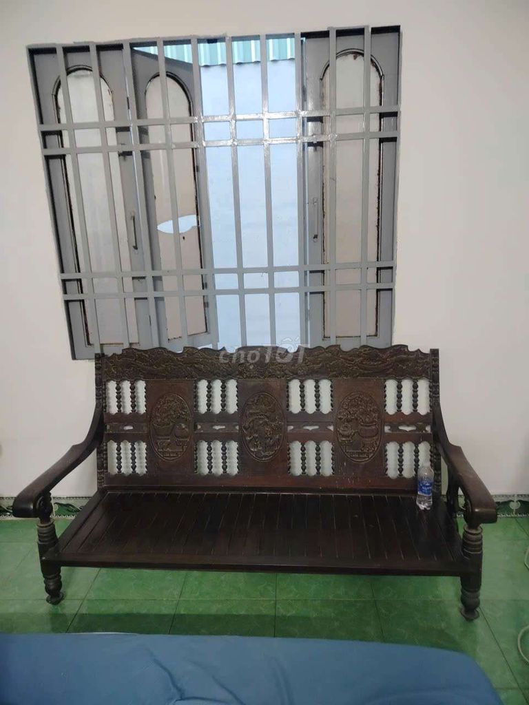 Ghế gỗ cổ điển gỗ tự nhiên. Mua bán Bàn ghế tại Huyện Đất Đỏ Bà Rịa - Vũng Tàu được đăng bởi Gia Nam Phạm hình 1
