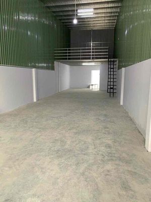 Cho thuê kho đường Đặng Thuỳ Trâm, p13, BT. DT 130m2. Giá 14tr/th