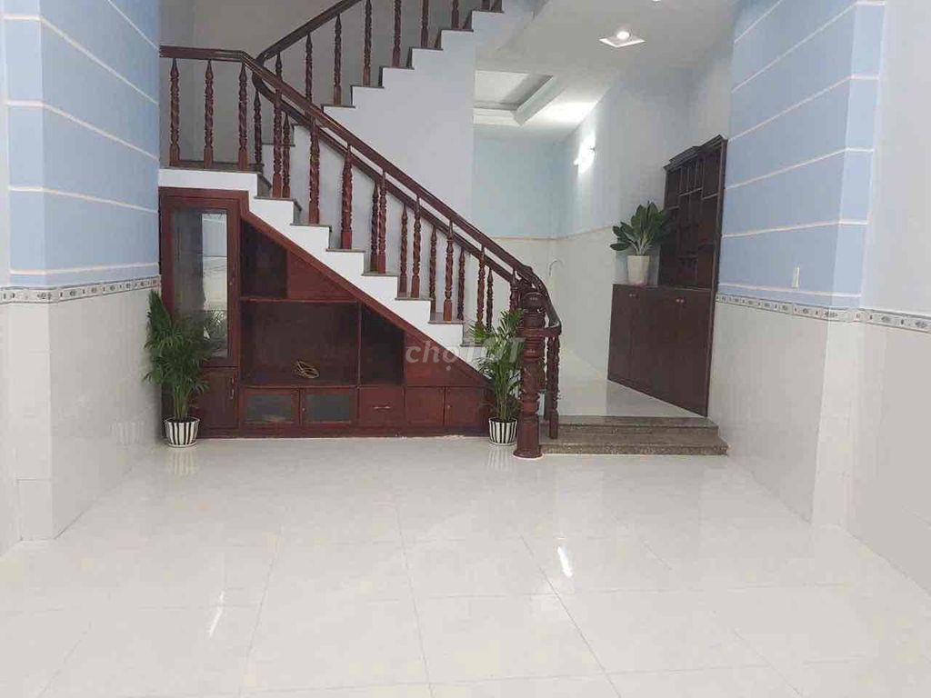 Rent · 4 bd · 68 м² · Quận 12, ул. Đường Nguyễn Ảnh Thủ