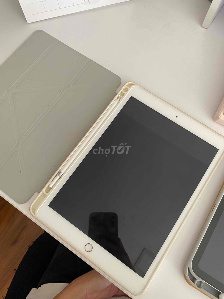 Apple iPad gen7 wifi 128G. Mua bán Máy tính bảng tại Huyện Nhà Bè Tp Hồ Chí Minh được đăng bởi Nguyen Tu Duyen hình 1