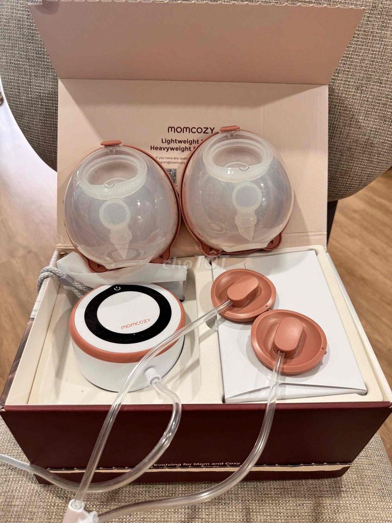 Máy hút sữa Momcozy Hồng trắng. Mua bán Mẹ và bé tại Quận 7 Tp Hồ Chí Minh được đăng bởi Hương Nguyễn hình 1