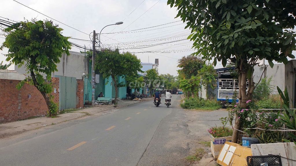 Nhà Xưởng MẶT TIỀN XTT 23 - HÓC MÔN Diện tích 10m x 40m (thổ cư 385m2). Mua bán văn phòng, mặt bằng kinh doanh tại Huyện Hóc Môn Tp Hồ Chí Minh được đăng bởi Nhà Đất Mặt Tiền hình 4