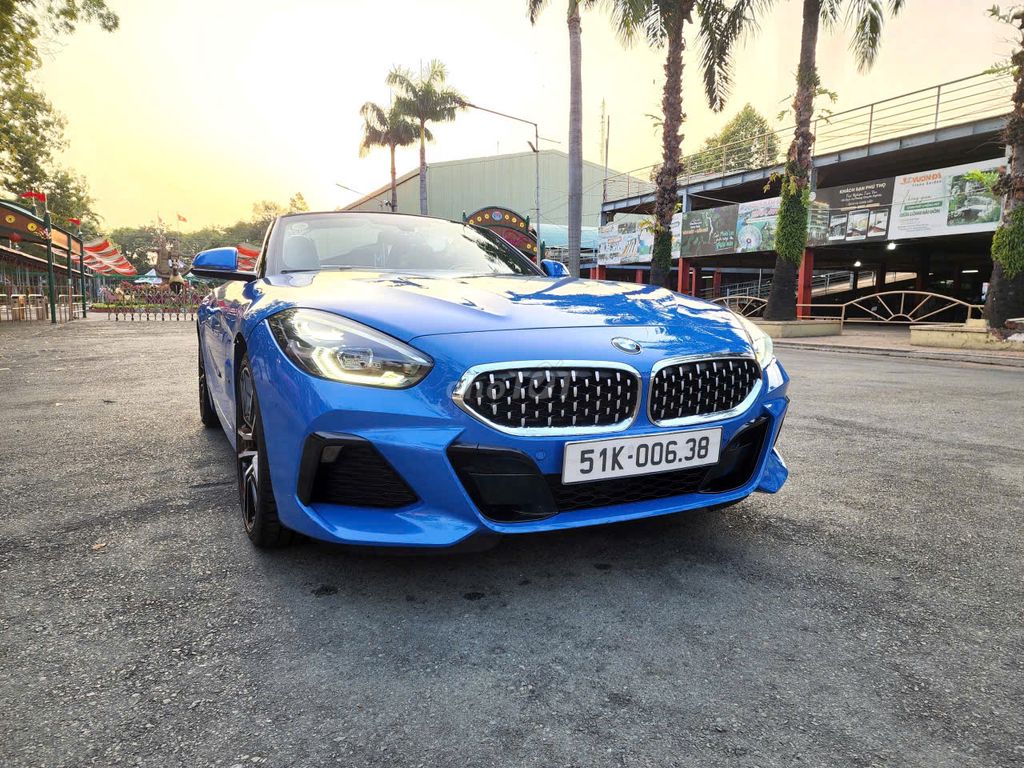 BMW Z4 2022 Зеленый 11000 км