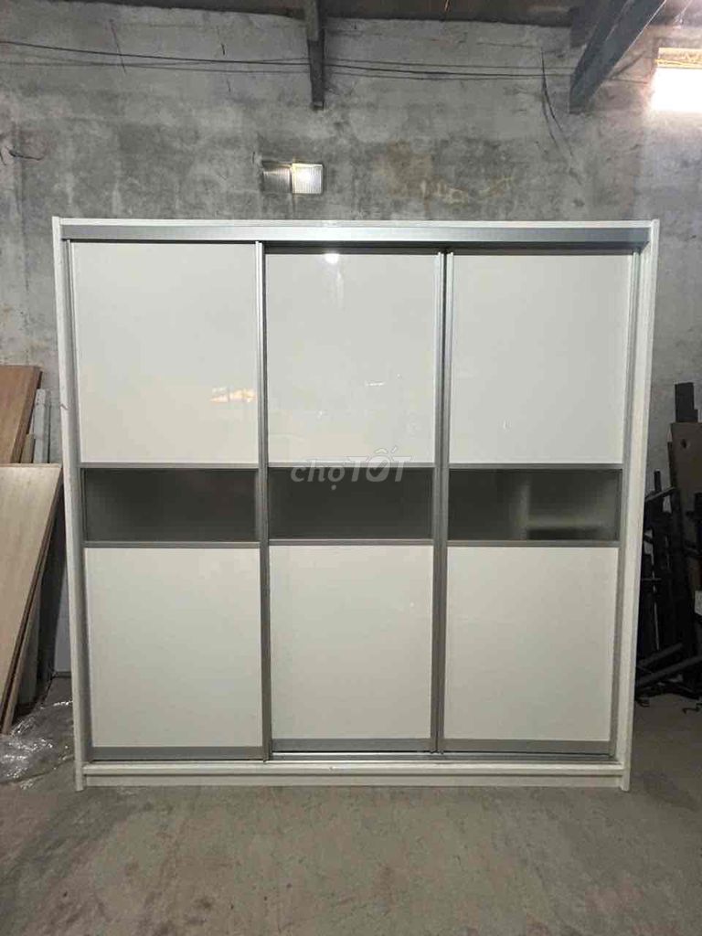Tủ quần áo nhôm kính trắng. Mua bán Tủ, kệ gia đình tại Quận 12 Tp Hồ Chí Minh được đăng bởi bé chi hình 1