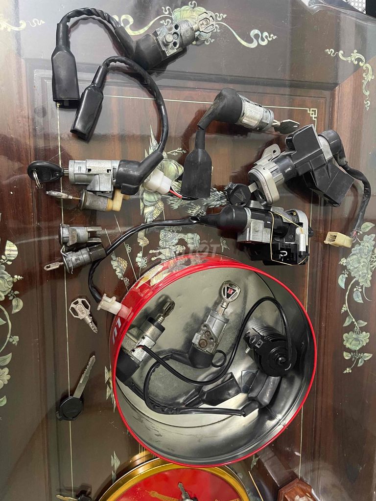 ổ khoá xe wave. Dream. ab. future Neo. Mua bán Phụ tùng xe tại Thành phố Thủ Đức Tp Hồ Chí Minh được đăng bởi lam duy hình 7