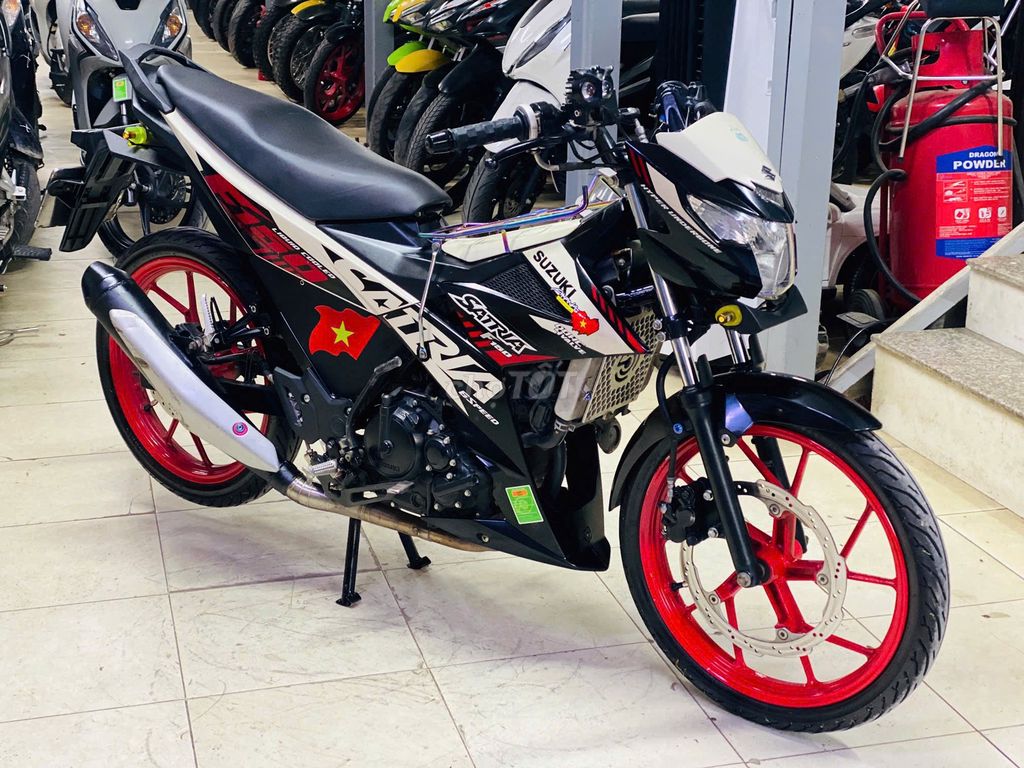 XE MÁY THỊNH PHÁT - SUZUKI SATRIA 150 SIÊU LƯỚT. Mua bán Xe máy tại Quận Nam Từ Liêm Hà Nội được đăng bởi XE MÁY THỊNH PHÁT XE LƯỚT GIÁ RẺ hình 4