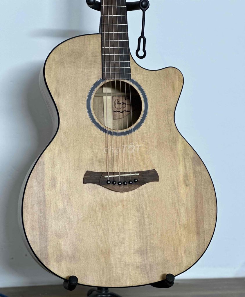 Đàn guitar Thuận AT03 CLP Nâu gỗ Mới 100%. Mua bán Nhạc cụ tại Quận 12 Tp Hồ Chí Minh được đăng bởi lelelolo hình 1