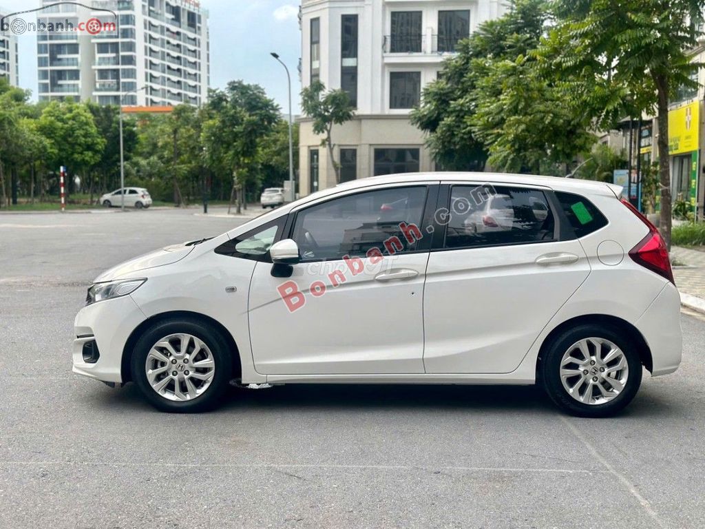 Honda Jazz RS cuối. Mua bán Ô tô tại Quận Long Biên Hà Nội được đăng bởi AUTO LONG BIÊN hình 1