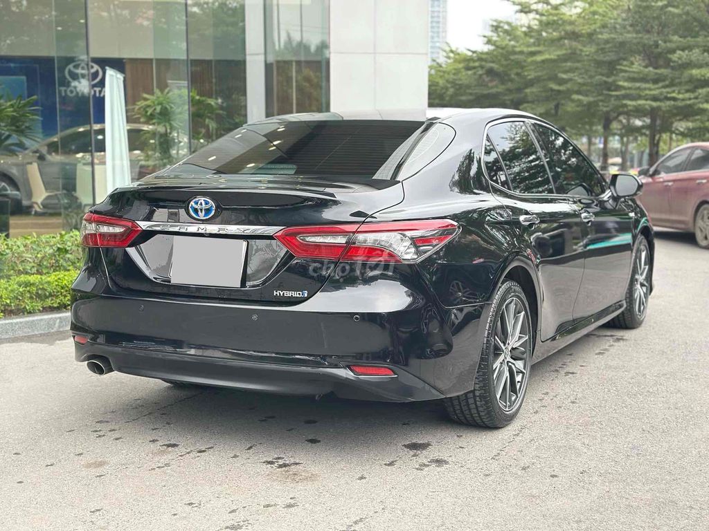 Toyota Camry 2.5 HEV 2022 như mới. Mua bán Ô tô tại Quận Nam Từ Liêm Hà Nội được đăng bởi Đại lý Toyota Mỹ Đình hình 3