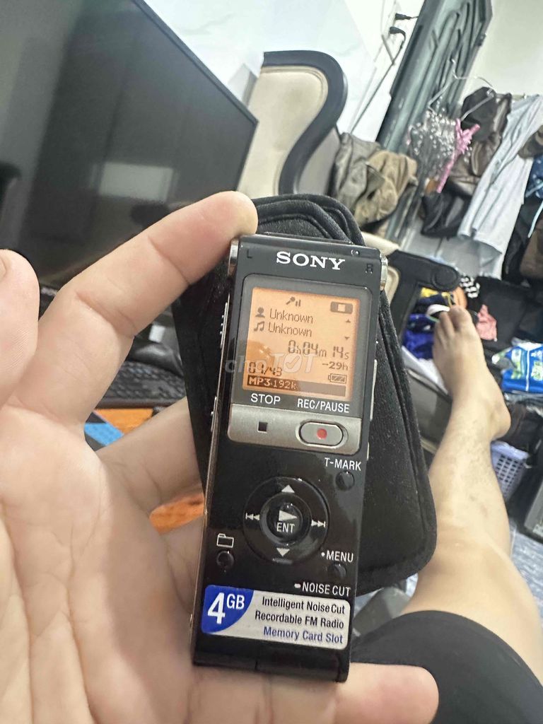 Máy nghe nhạc / Ghi âm Sony 4GB Đen Như mới. Mua bán Tivi, Âm thanh tại Thành phố Nha Trang Khánh Hòa được đăng bởi Trần Phan hình 1