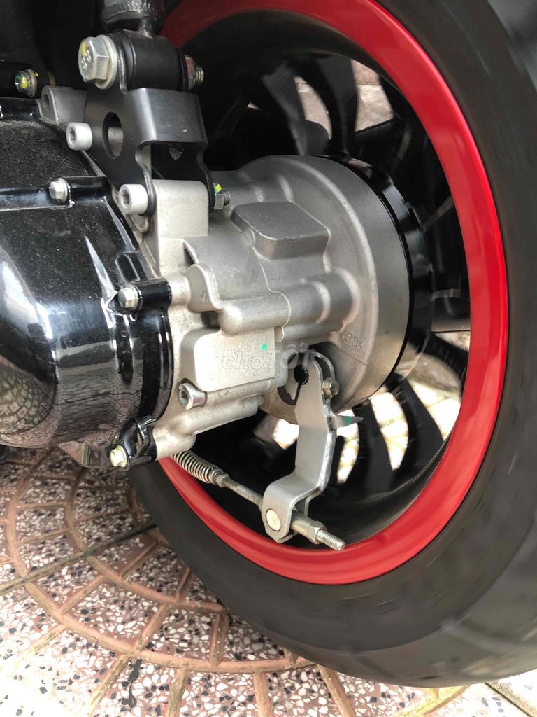 vespa sprint dkld 1/2023; xe đẹp; 4900km. Mua bán Xe máy tại Huyện Hóc Môn Tp Hồ Chí Minh được đăng bởi Đào Văn Lợi hình 5