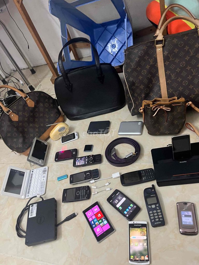 Nokia 5190 Nokia 925 X7 Motorola V9 dock xtremeMac. Mua bán Điện thoại tại Quận Tân Phú Tp Hồ Chí Minh được đăng bởi Trương Hiệp hình 1