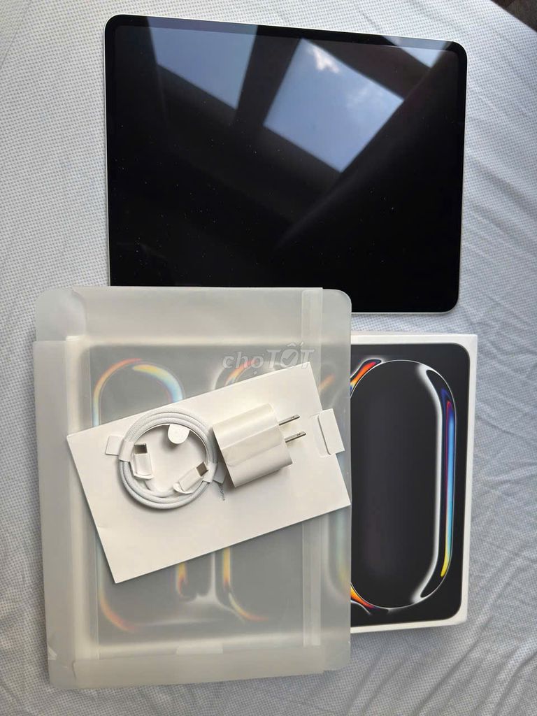 Apple iPad M5 13 inch 256GB Mới 100%. Mua bán Máy tính bảng tại Quận 4 Tp Hồ Chí Minh được đăng bởi Dung Dang hình 1