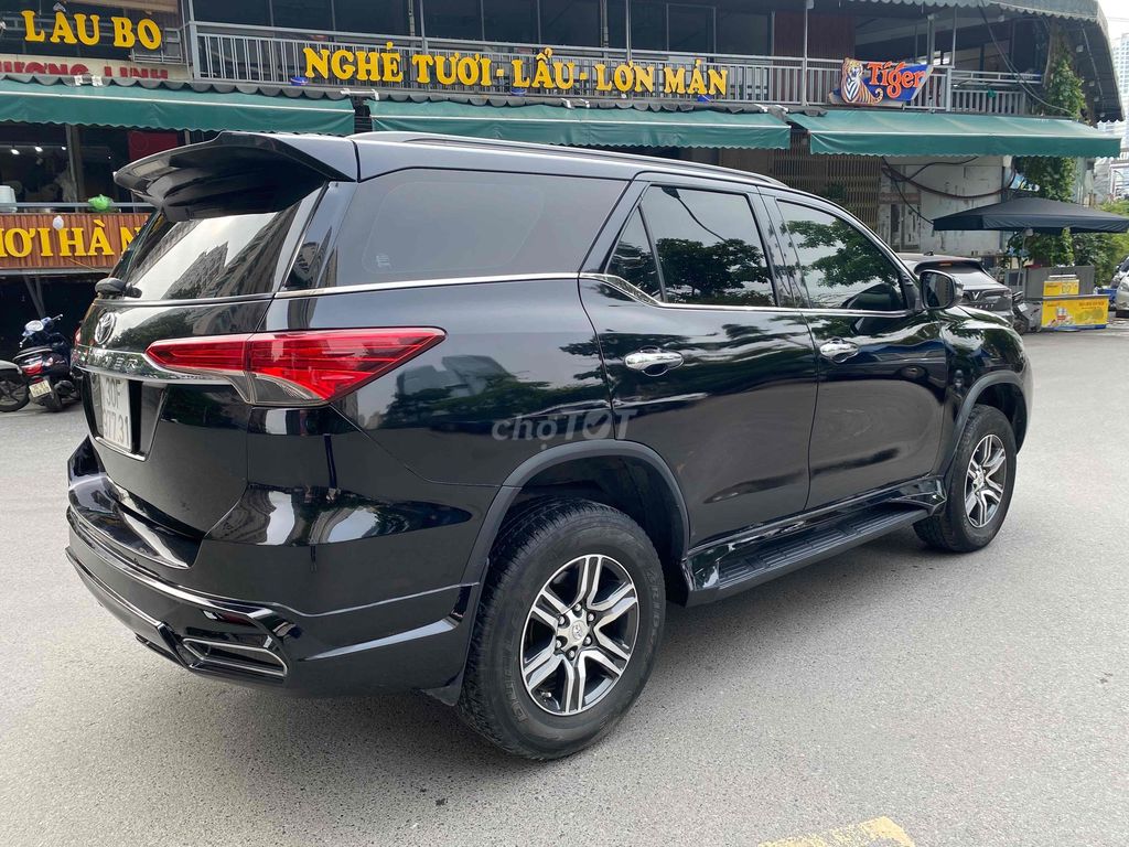 Toyota Fortuner 2019 2.4G 4x2 AT - 94000 km. Mua bán Ô tô tại Quận Thanh Xuân Hà Nội được đăng bởi Nguyen van Nam hình 5